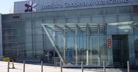 Służby Lotniska Chopina stosują zalecenia światowych organizacji zdrowia ws. koronawirusa