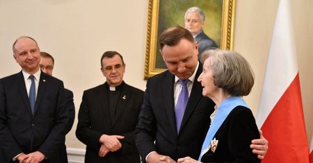 Zofia Posmysz-Piasecka odznaczona przez prezydenta Orderem Orła Białego