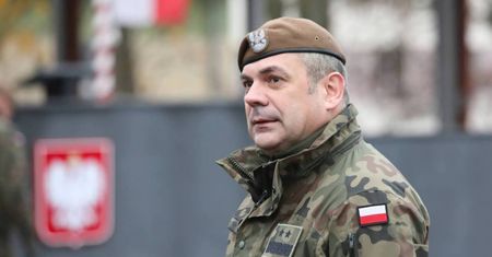 Generał Wiesław Kukuła dowódcą WOT na kolejną kadencję