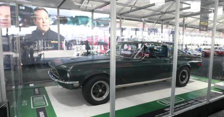 Być jak Steve McQueen. Legendarny Ford Mustang z filmu “Bullitt” wystawiony na sprzedaż