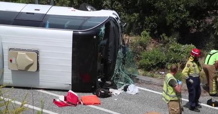 Co najmniej 20 osób zostało rannych w wypadku autokaru w Nowej Zelandii. Stan dwóch osób określono jako ciężki