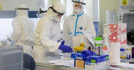 Prognoza dla Polski: 9 tys. zakażeń i maksymalnie 500 przypadków dziennie