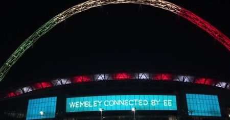 Mecz Anglia – Włochy nie doszedł do skutku, lecz na łuku stadionu Wembley wyświetlono barwy flagi Italii