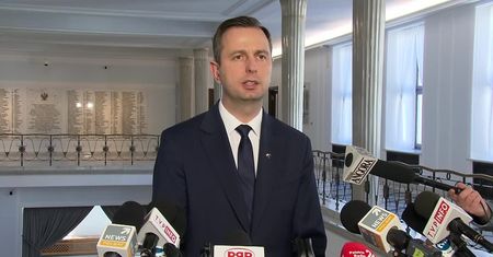 W. Kosiniak-Kamysz o tarczy antykryzysowej: 1 kwietnia rozwiązania powinny wejść w życie