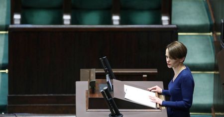 Emilewicz: w najbliższych miesiącach wpływy podatkowe będą znacząco obniżone
