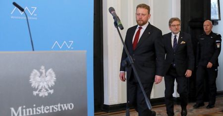 MZ ws. koronawirusa: 2024 przebadanych próbek, 1999 dało wynik negatywny, 25 pozytywny