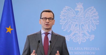 Rząd: zamknięte placówki oświatowe, uczelnie odwołują zajęcia; instytucje kultury zawieszają funkcjonowanie