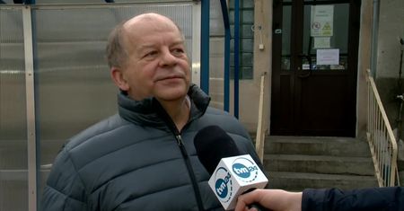 Małżeństwo, które podróżowało autobusem z zarażonym koronawirusem trafiło do szpitala w Grajewie. “Są w dobrym stanie”