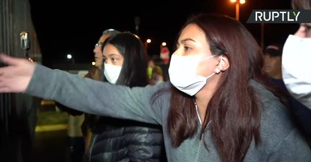 Protesty przeciwko wpłynięciu do portu w Chile wycieczkowca z 300 pasażerami