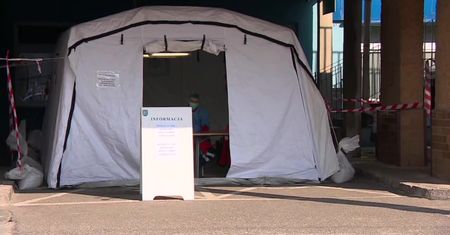 Koronawirusa u pacjentki w Legnicy. Personel szpitala został objęty kwarantanną