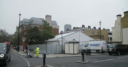 Rozbudowa kostnicy w Londynie. Dom pogrzebowy przygotowuje się na wzrost liczby zgonów z powodu koronawirusa
