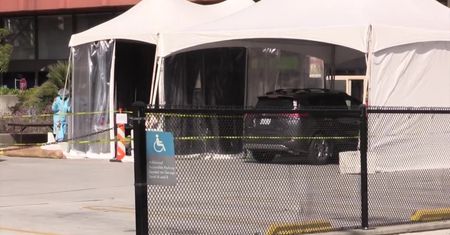 Doskonały pomysł szpitala w San Francisco. Namiot drive-thru do badania kierowców i pasażerów aut na obecność koronawirusa