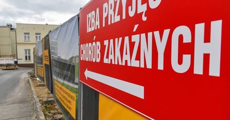MZ ws. koronawirusa: 768 osób hospitalizowanych, 25 tys. objętych nadzorem epidemiologicznym
