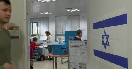 Rozpoczęły się wybory parlamentarne w Izraelu. Trzecie w ciągu niespełna roku