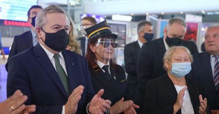 Na Dworcu Centralnym w Warszawie otwarto wystawę “Droga ku wolności”
