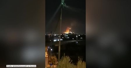 Wybuch w magazynie amunicji w Jordanii. Przyczyną eksplozji było zwarcie instalacji elektrycznej