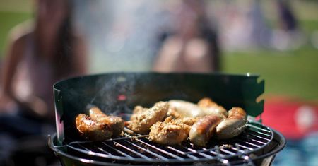 Pieczone, grillowane i smażone mięso zawiera składniki szkodliwy dla serca i układu krążenia
