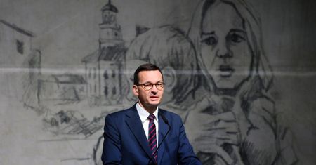 Premier w Wieluniu: Polacy są strażnikami prawdy o II wojnie światowej