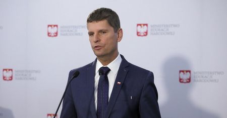Piontkowski: wolelibyśmy uniknąć zamykania szkół na dłuższy czas