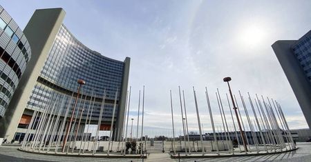 IAEA przekazała Polsce sprzęt do wykrywania zakażeń koronawirusem