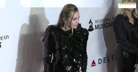 Miley Cyrus rozstała się z Codym Simpsonem po niecałym roku związku