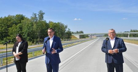 Morawiecki: przyspieszenie inwestycji infrastrukturalnych jest konieczne w zw. z COVID-19
