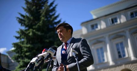 Andrusiewicz: na razie nie ma wskazań, by wprowadzać obostrzenia dla turystów z zagranicy
