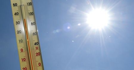 IMGW ostrzega przed upałami w ośmiu województwach
