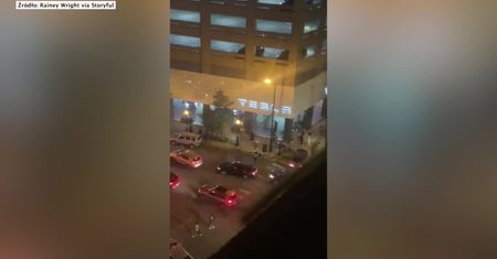 Salon Tesli w Chicago został splądrowany podczas nocnych zamieszek