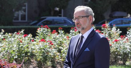 Niedzielski: podjąłem decyzję o zmianie zasad kwarantanny i izolacji