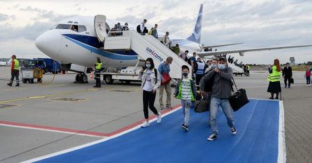 85 repatriantów z Kazachstanu przyleciało do Poznaniu
