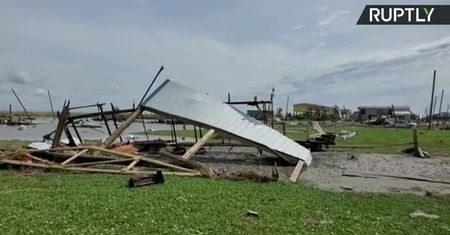 Ogromne zniszczenia w Houston po przejściu huraganu Laura