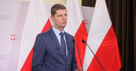 Projekt rozporządzenia o podwyżkach dla nauczycieli skierowany do konsultacji