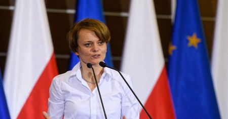 W powiatach oznaczonych kolorem czerwonym nie planujemy pełnych restrykcji