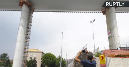 W katastrofie starego mostu zginęły 43 osoby. Teraz Genua ma nową przeprawę