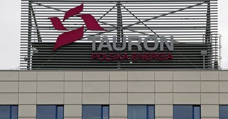 Tauron rozpoczął budowę farmy fotowoltaicznej na terenie dawnej elektrowni w Jaworznie