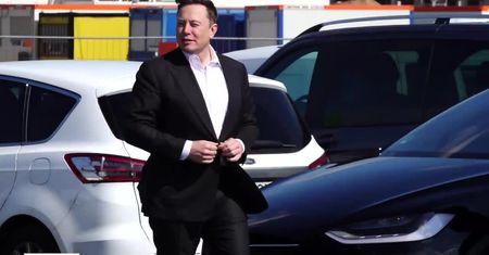Elon Musk najbogatszym człowiekiem świata. Jego majątek jest szacowany na blisko 190 mld dol