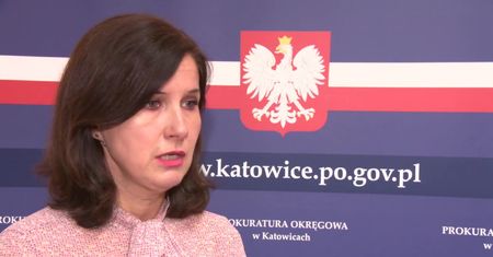 Europosłowie złożyli skargę na przewlekłość śledztwa ws. ich wizerunków na szubienicach. Prokuratura odpiera zarzuty