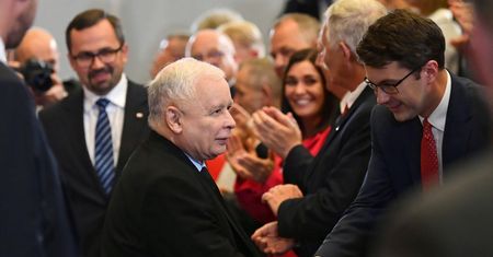 Czy J. Kaczyński zapisał się na szczepienie?