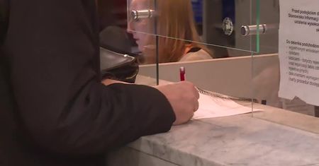 Szokujące dane Ministerstwa Cyfryzacji. Prawie półtora miliona Polaków ma nieważny dowód osobisty lub nie ma takiego dokumentu