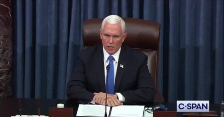 Wiceprezydent USA wznowił obrady Kongresu