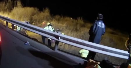 Szczęśliwy finał tragicznego wypadku. Po dwugodzinnych poszukiwaniach policja odnalazła dziecko, które wypadło z auta
