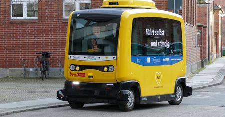 Współdzielone samochody autonomiczne rozwiążą problemy transportowe miast.