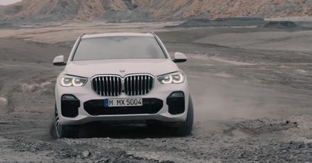 Polacy wracają do salonów z luksusowymi samochodami. Najwięcej osób sięga po BMW