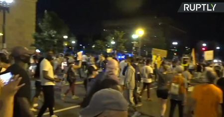 D. Trump oficjalnie kandydatem na prezydenta. Protesty w Waszyngtonie podczas konwencji republikanów