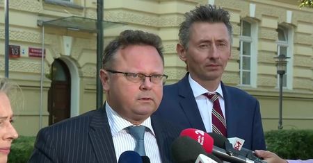Premier spotkał się z opozycją