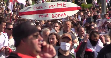 150 tys. ludzi w marszu przeciwko A. Łukaszence. Protesty na Białorusi nie słabną