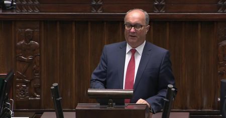 Gorąca debata nad ustawą PiS o wyłączeniu odpowiedzialności karnej urzędników w czasie pandemii