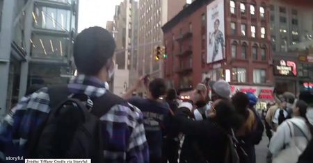 Policja aresztowała mężczyznę, który wdrapał się na budynek New York Timesa