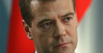 Miedwiediew: dostawy gazu tylko po cenach rynkowych